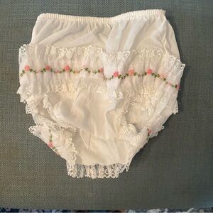 Alexis Vintage Handi Panti Ruffle Infant Panties